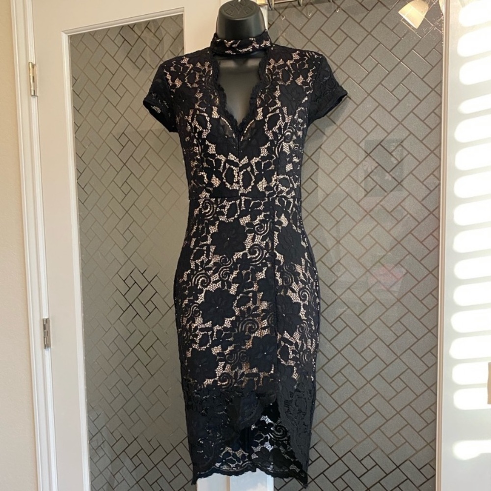 A’Gaci black lace dress